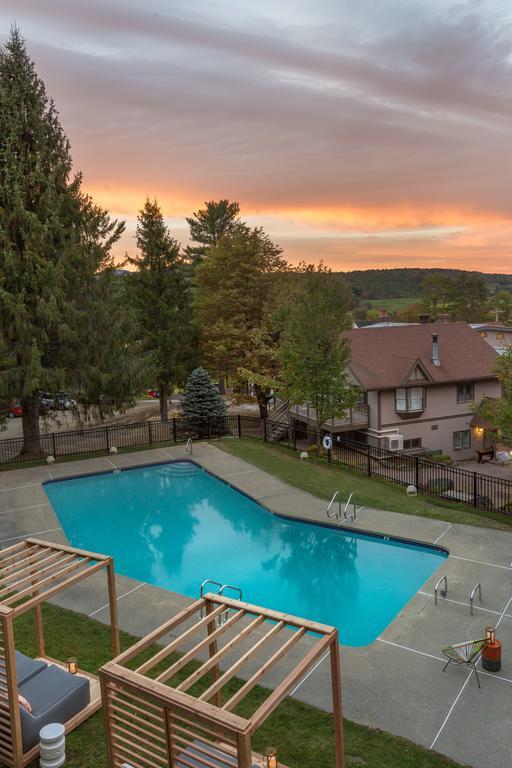 Field Guide Lodge Stowe Exterior foto